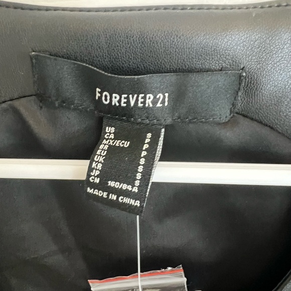 Rhinestone fringe vest Black Forever 21 Small - Picture 3 of 10